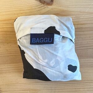 BAGGU Black and White Cow Pattern Bag